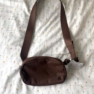 Lululemon Brown Belt Bag (BRAND NEW WITH TAGS)